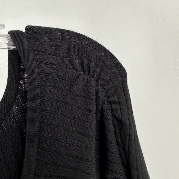 Guess Black V-Neck Long Sleeve Ribbed Knit Bodycon Sweater Dress Size Medium - Picture 6 of 10